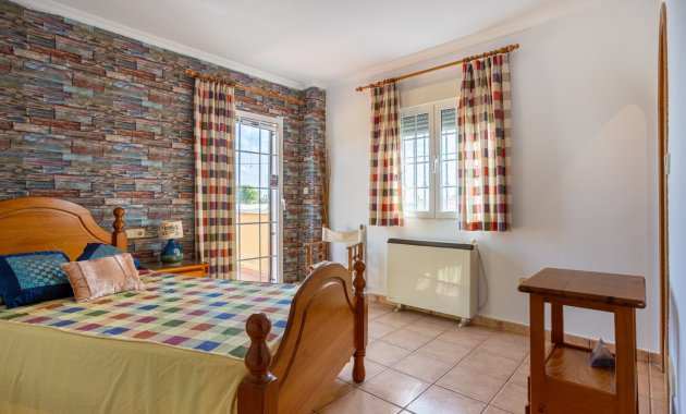 Herverkoop - Vrijstaande woning / Villa -
Elche - La Hoya