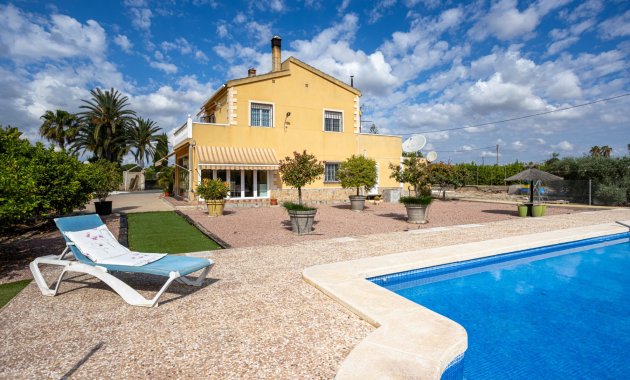 Herverkoop - Vrijstaande woning / Villa -
Elche - La Hoya