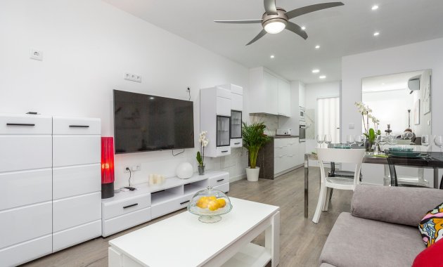 Herverkoop - Appartement -
Orihuela - Vistabella Golf