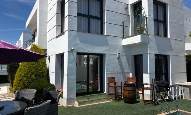 Herverkoop - Vrijstaande woning / Villa -
Ciudad Quesada - Rojales - Ciudad Quesada