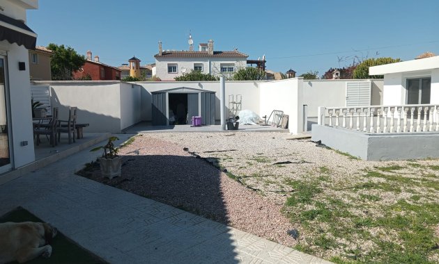 Herverkoop - Vrijstaande woning / Villa -
Lomas de Cabo Roig