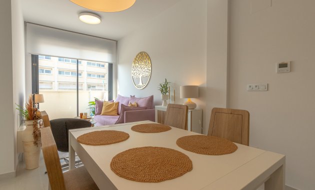 Herverkoop - Penthouse -
Torrevieja