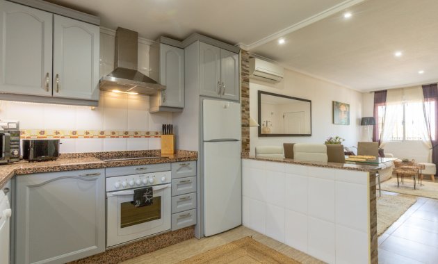 Herverkoop - Bungalow -
Orihuela Costa - Villamartín