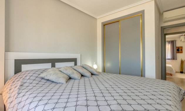 Herverkoop - Bungalow -
Orihuela Costa - Villamartín