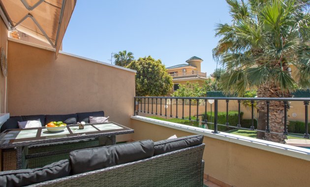 Herverkoop - Bungalow -
Orihuela Costa - Villamartín