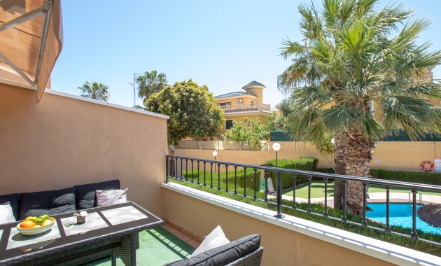 Herverkoop - Bungalow -
Orihuela Costa - Villamartín