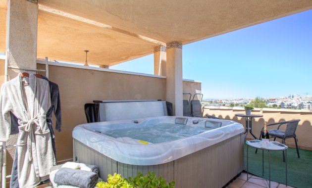 Herverkoop - Bungalow -
Orihuela Costa - Villamartín