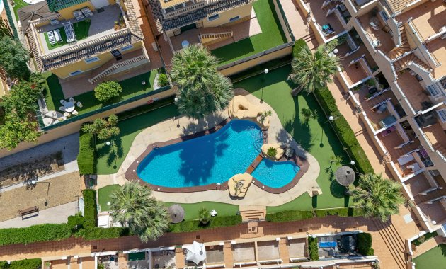Herverkoop - Bungalow -
Orihuela Costa - Villamartín