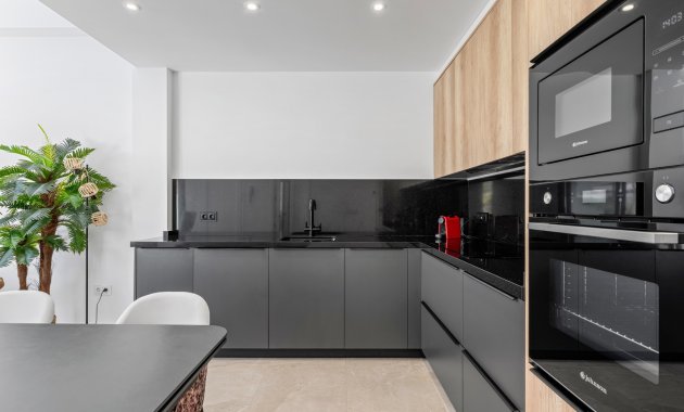 Herverkoop - Vrijstaande woning / Villa -
Daya Nueva - Costa Blanca South