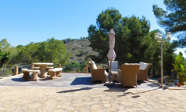 Herverkoop - Finca   -
Torremendo