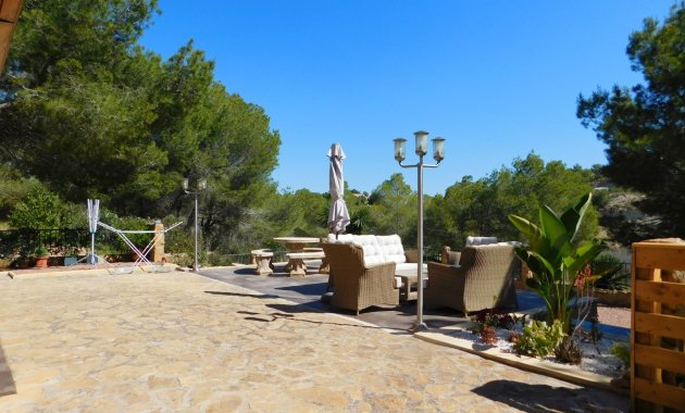 Herverkoop - Finca   -
Torremendo