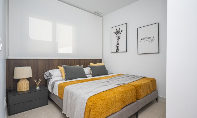 Nouvelle construction - Mitoyenne -
Torrevieja