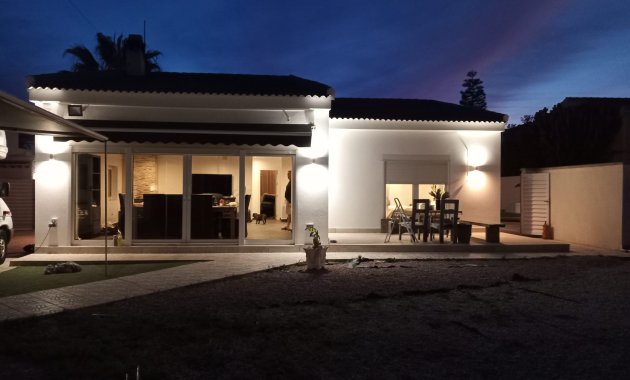 Herverkoop - Vrijstaande woning / Villa -
Lomas de Cabo Roig