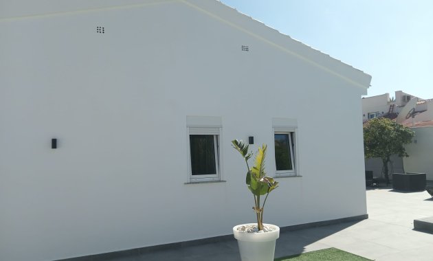 Herverkoop - Vrijstaande woning / Villa -
Lomas de Cabo Roig