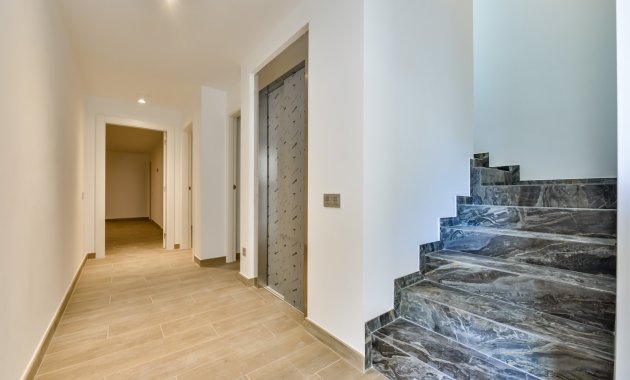 Neue Gebäude - Freistehend / Villa -
Finestrat