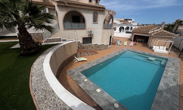 Herverkoop - Vrijstaande woning / Villa -
Ciudad Quesada - Rojales - Ciudad Quesada