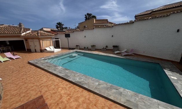 Herverkoop - Vrijstaande woning / Villa -
Ciudad Quesada - Rojales - Ciudad Quesada