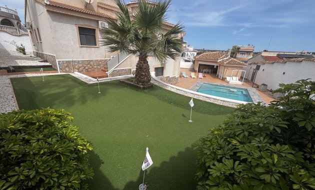 Herverkoop - Vrijstaande woning / Villa -
Ciudad Quesada - Rojales - Ciudad Quesada