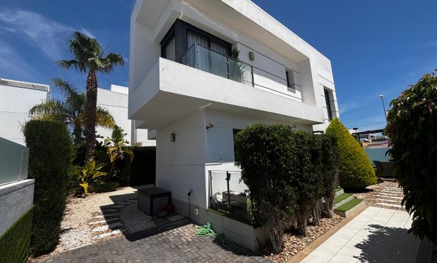 Herverkoop - Vrijstaande woning / Villa -
Ciudad Quesada - Rojales - Ciudad Quesada