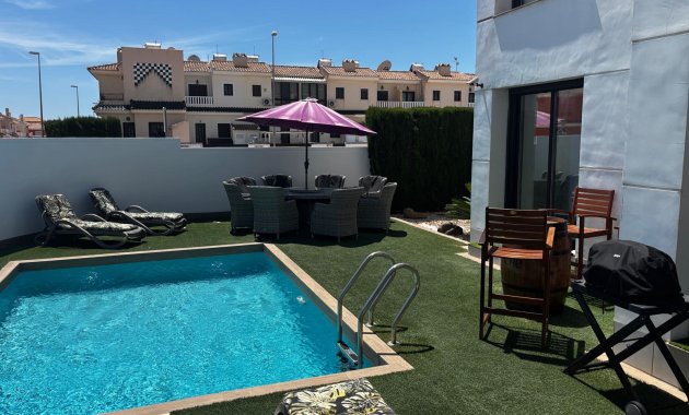 Herverkoop - Vrijstaande woning / Villa -
Ciudad Quesada - Rojales - Ciudad Quesada