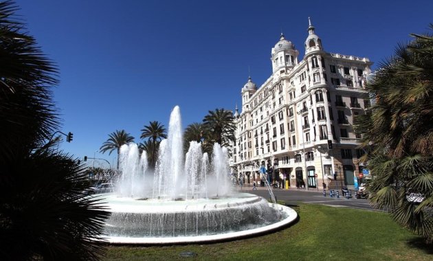 Neue Gebäude - Apartment -
Alicante - Benalua