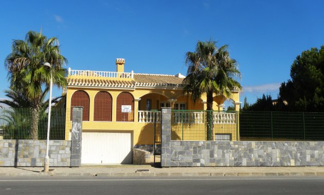 Neue Gebäude - Stadthaus -
San Javier