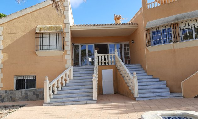 Neue Gebäude - Stadthaus -
San Javier