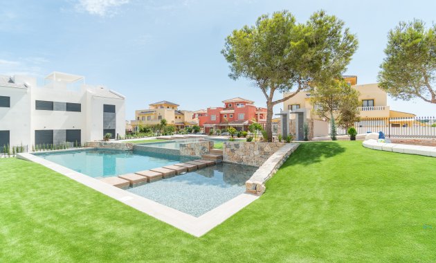 Neue Gebäude - Bungalow - Erdgeschosswohnung -
Torrevieja