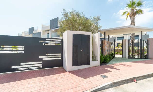 Neue Gebäude - Bungalow - Erdgeschosswohnung -
Torrevieja