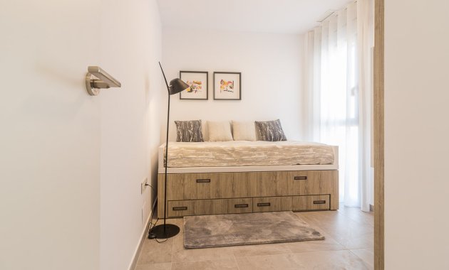 Neue Gebäude - Hochbungalow -
Torrevieja