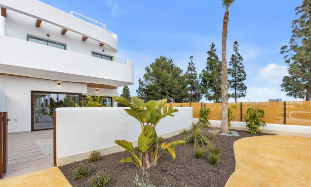 Neue Gebäude - Hochbungalow -
Los Alcazares - Los Alcázares