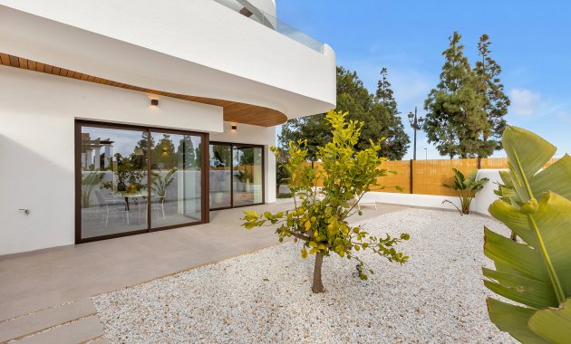 Neue Gebäude - Hochbungalow -
Los Alcazares - Los Alcázares