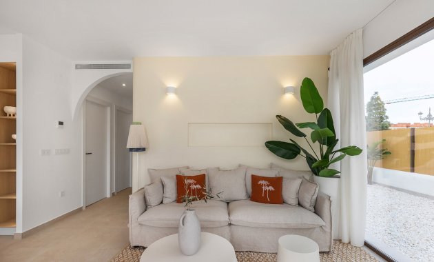 Neue Gebäude - Hochbungalow -
Los Alcazares - Los Alcázares