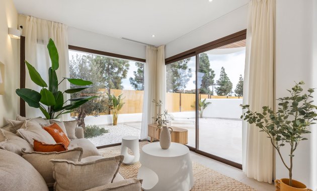 Neue Gebäude - Hochbungalow -
Los Alcazares - Los Alcázares