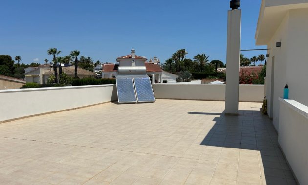 Wiederverkauf - Freistehend / Villa -
Ciudad Quesada - Rojales - Rojales