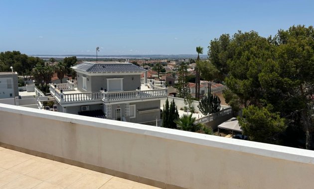 Wiederverkauf - Freistehend / Villa -
Ciudad Quesada - Rojales - Rojales