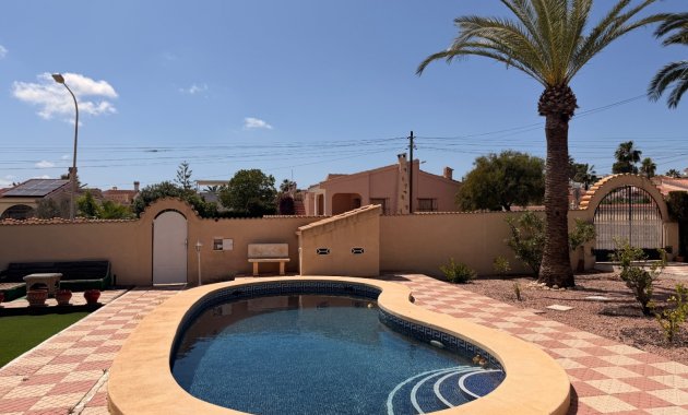 Herverkoop - Vrijstaande woning / Villa -
Ciudad Quesada - Rojales - Ciudad Quesada