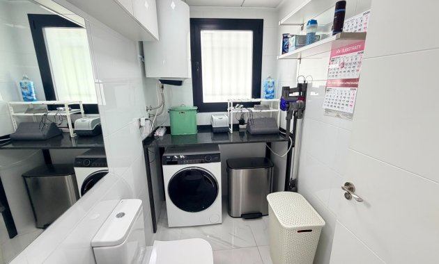 Herverkoop - Vrijstaande woning / Villa -
Los Montesinos - La Herrada