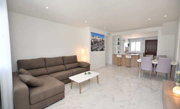 Neue Gebäude - Bungalow - Erdgeschosswohnung -
San Miguel de Salinas