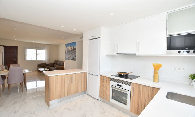 Nieuwbouw Woningen - Bungalow op verdieping -
San Miguel de Salinas