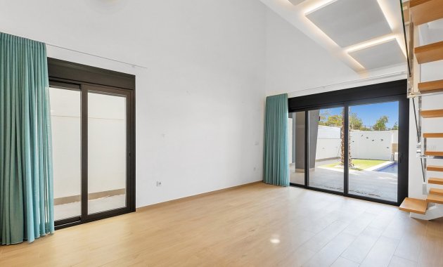 Herverkoop - Vrijstaande woning / Villa -
Benijofar
