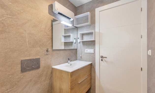 Herverkoop - Vrijstaande woning / Villa -
Benijofar