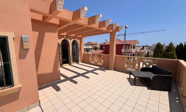 Herverkoop - Vrijstaande woning / Villa -
Ciudad Quesada - Rojales - Urbanización Ciudad Quesada