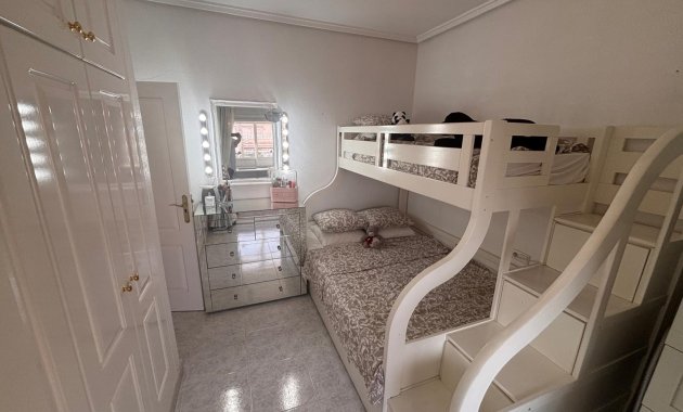 Herverkoop - Rijwoning -
Ciudad Quesada - Rojales - Urbanización Ciudad Quesada