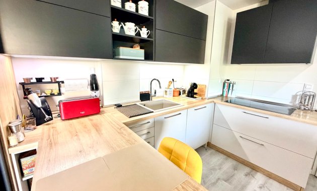 Herverkoop - Appartement -
Orihuela Costa - La Zenia