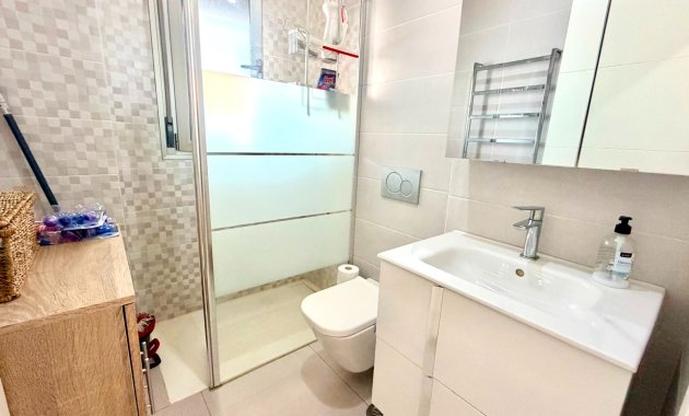Herverkoop - Appartement -
Orihuela Costa - La Zenia