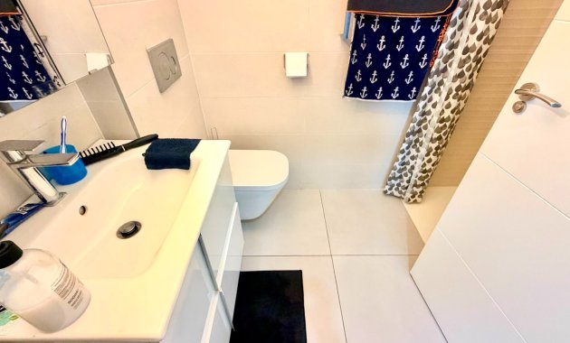 Herverkoop - Appartement -
Orihuela Costa - La Zenia