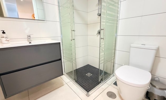Herverkoop - Appartement - Begane grond -
Torrevieja - Aguas Nuevas