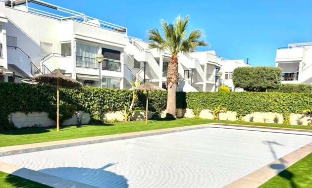 Herverkoop - Appartement - Begane grond -
Torrevieja - Aguas Nuevas