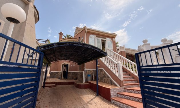Herverkoop - Vrijstaande woning / Villa -
Ciudad Quesada - Rojales - Rojales